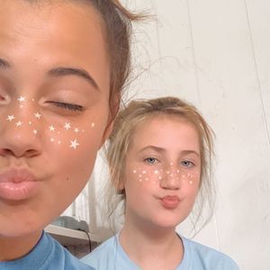 Meet your Posher, Charity